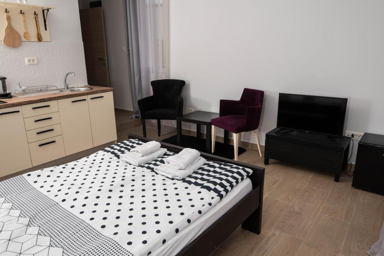 Studio Apartment Vukcevic 2 포드고리차 외부 사진